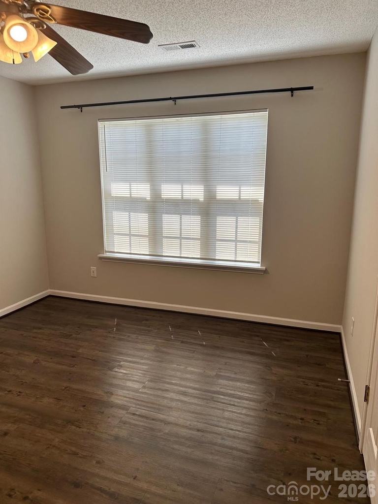 15105 Deshler Court - Photo 13