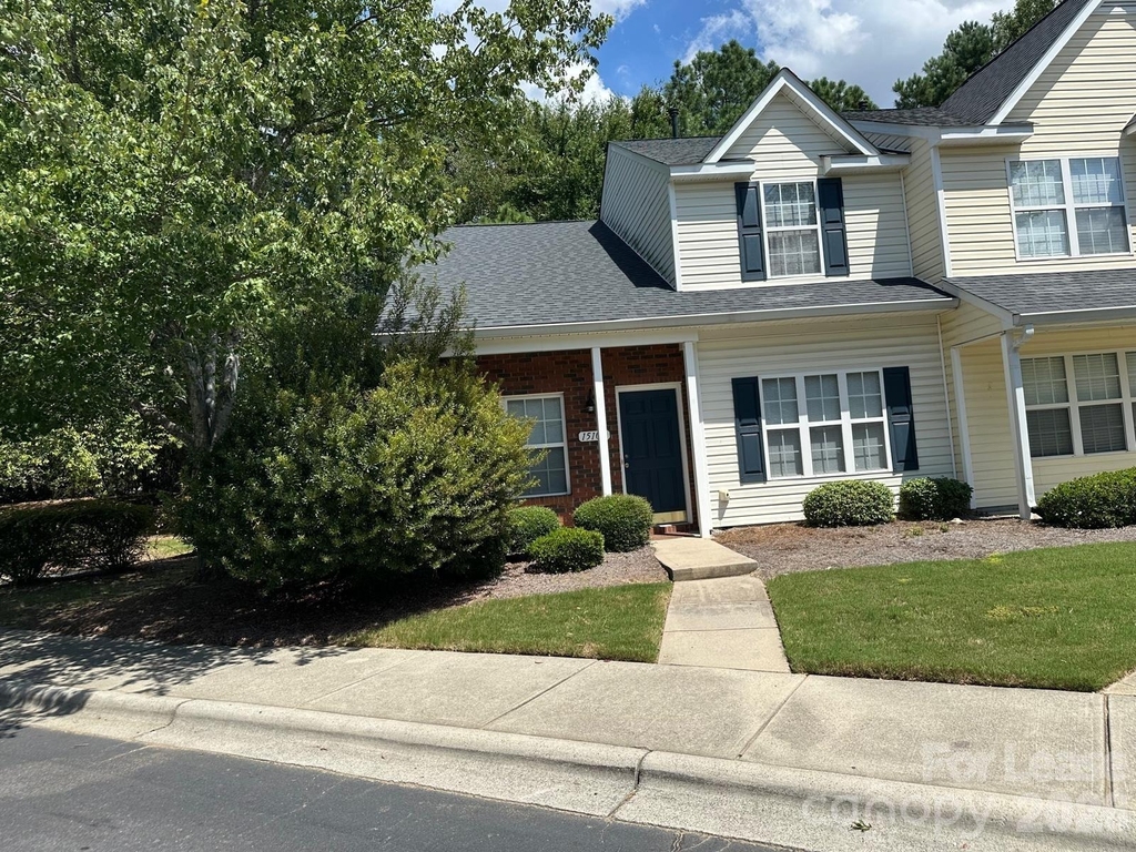 15105 Deshler Court - Photo 0