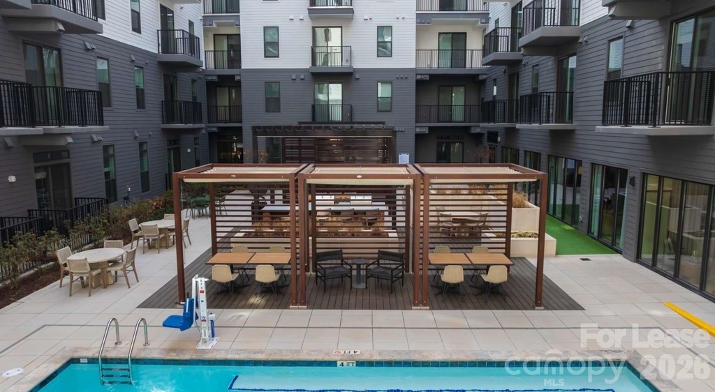 426 N Tryon Street - Photo 5