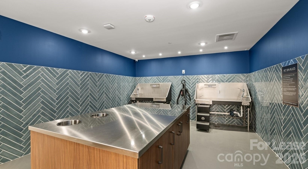 426 N Tryon Street - Photo 43