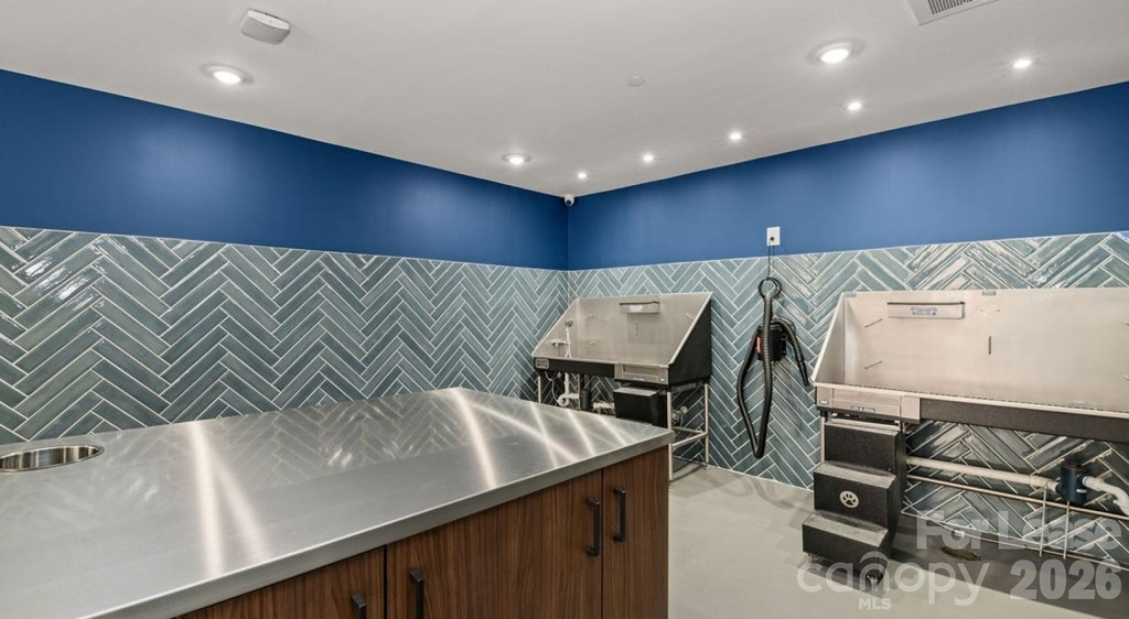 426 N Tryon Street - Photo 7