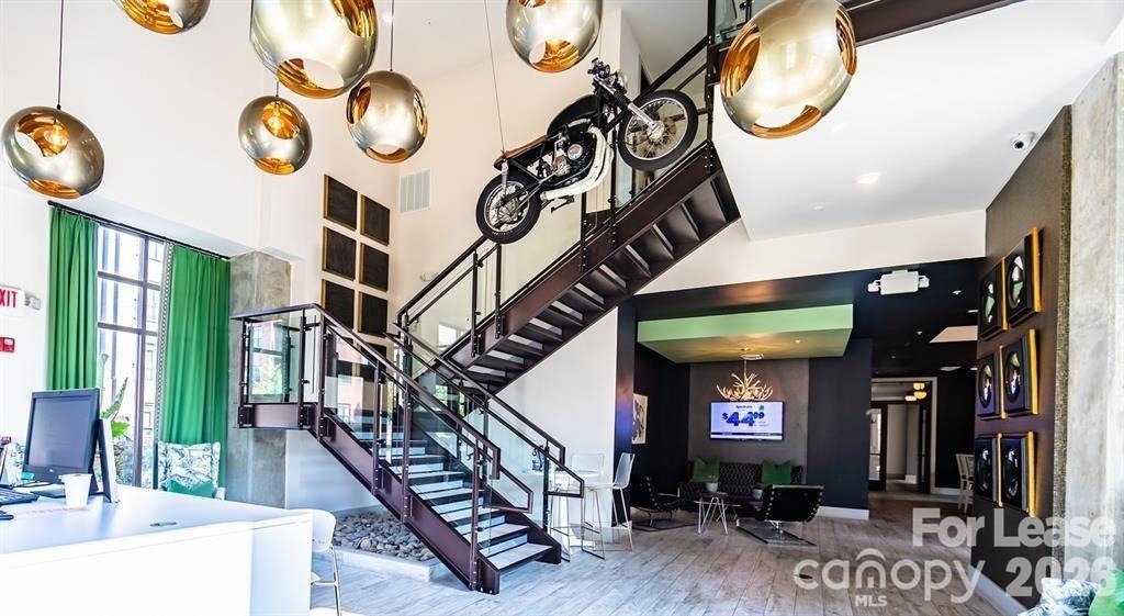 1308 Lorna Street - Photo 4