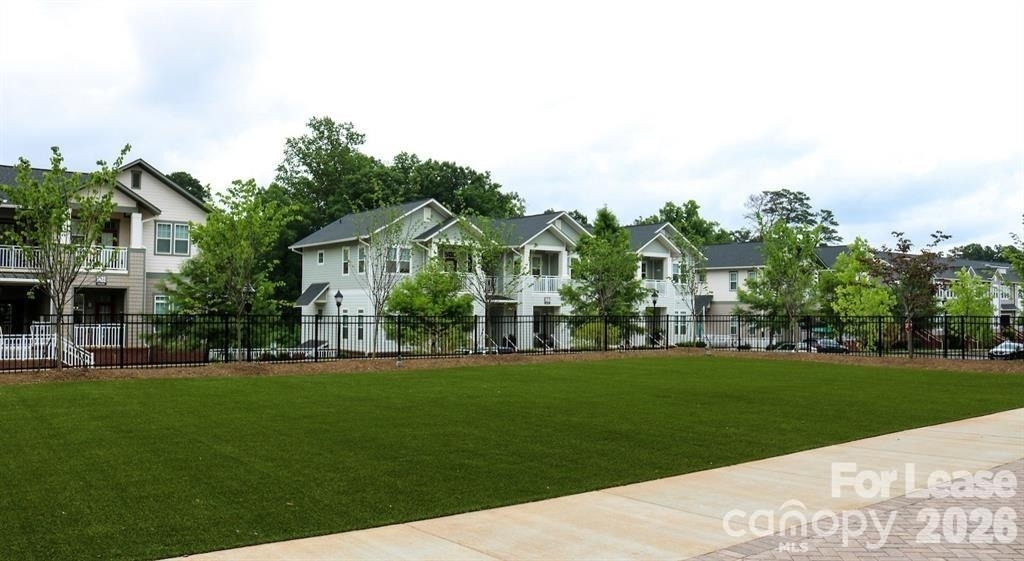 1308 Lorna Street - Photo 25