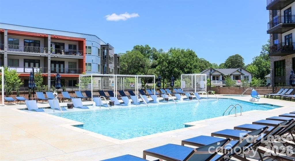 1308 Lorna Street - Photo 2