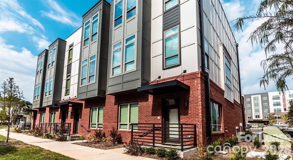1308 Lorna Street - Photo 17