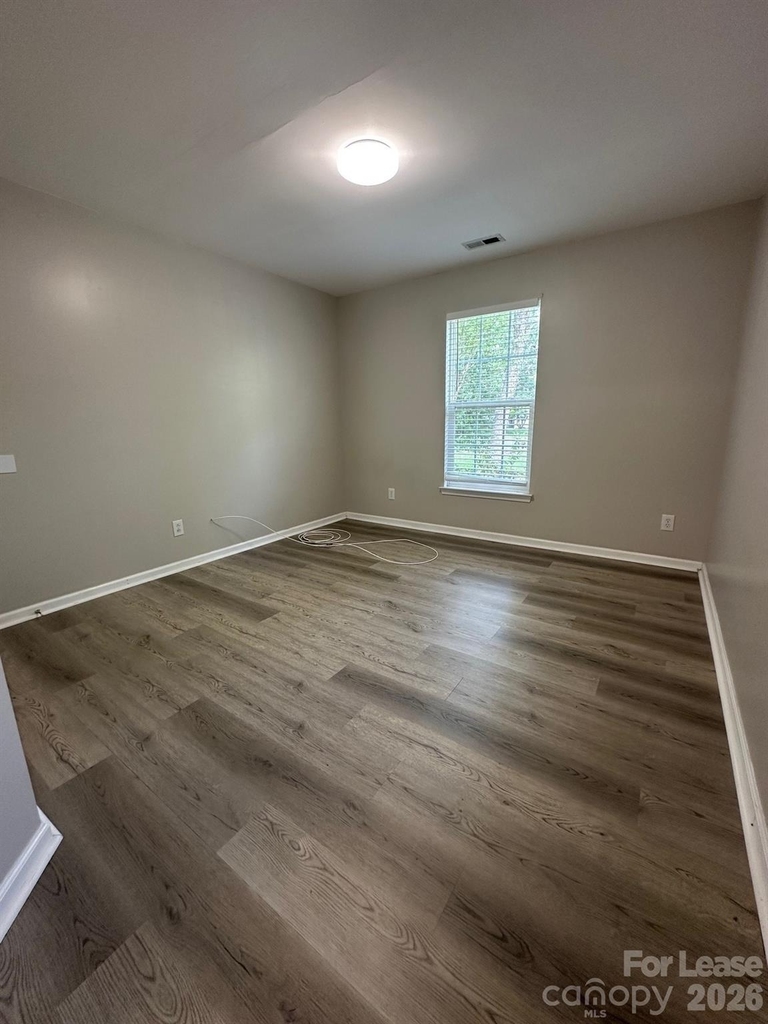 14108 Riding Hill Avenue - Photo 7
