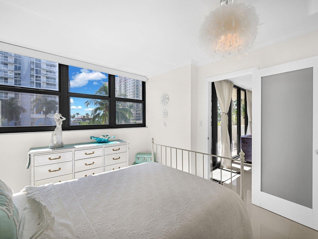 2049 S Ocean Drive - Photo 28