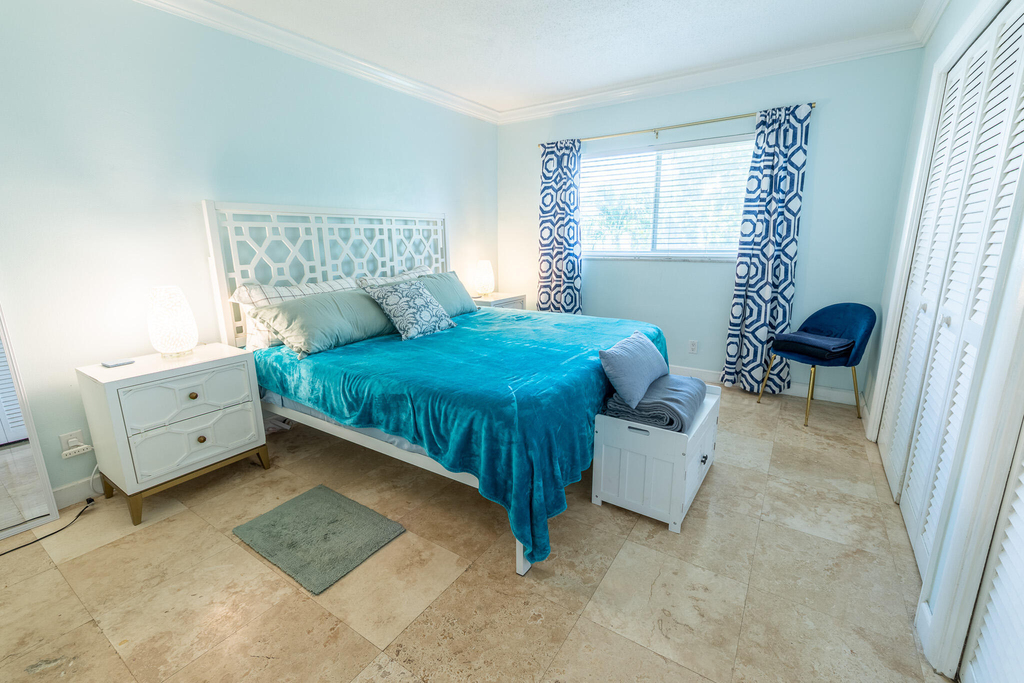 3215 Ne 15th Street - Photo 3