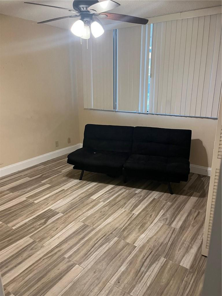 2810 Sw 87th Avenue - Photo 11