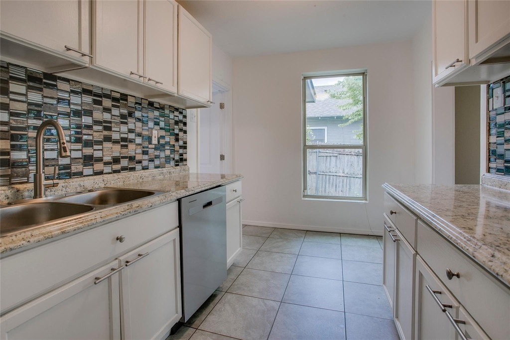 818 E Woodin Boulevard - Photo 18