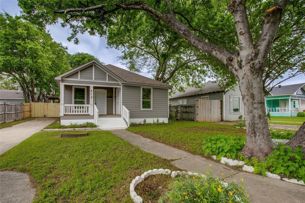 818 E Woodin Boulevard - Photo 3