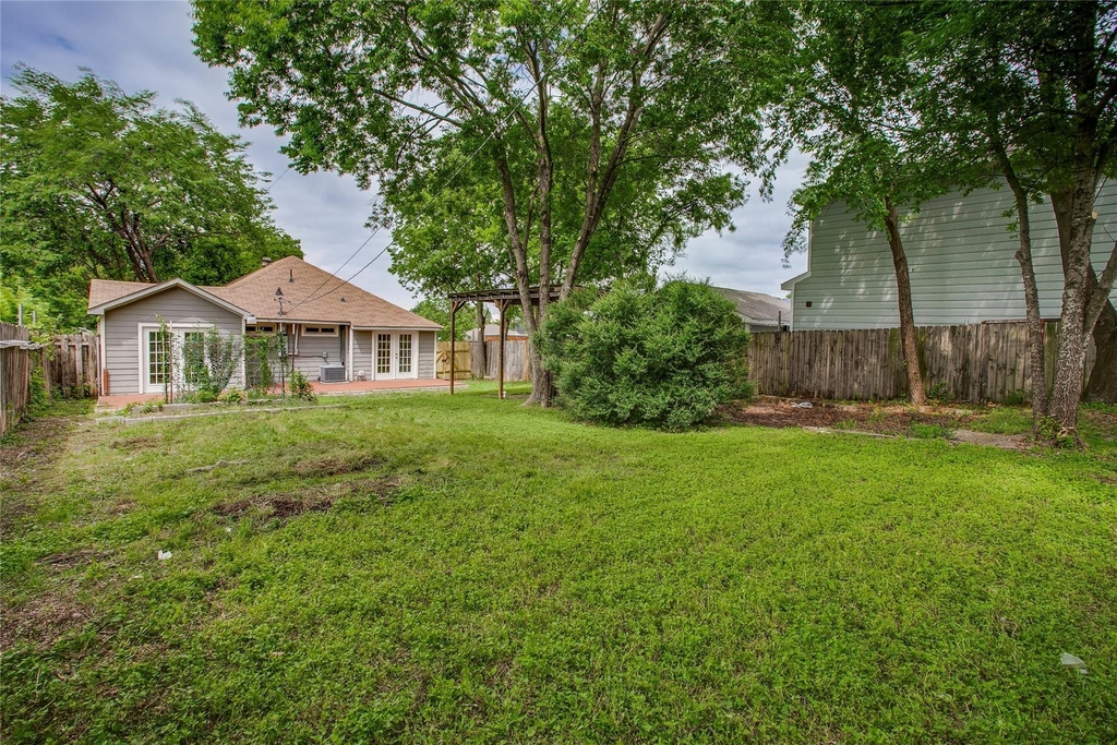 818 E Woodin Boulevard - Photo 29