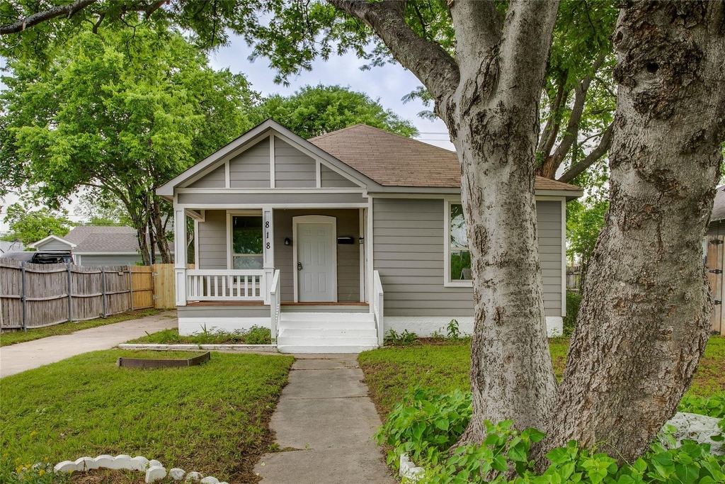 818 E Woodin Boulevard - Photo 4