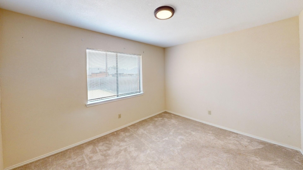 853 W Wintergreen Road - Photo 11