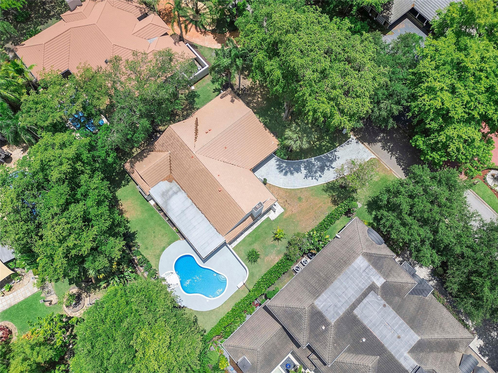 10209 Vestal Court - Photo 0