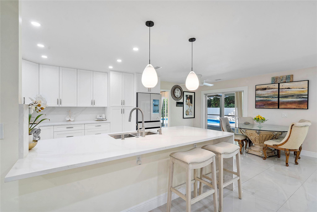 10209 Vestal Court - Photo 11
