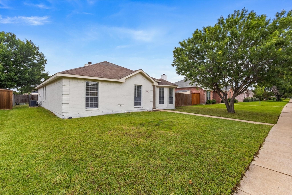 7205 Airline Drive - Photo 1