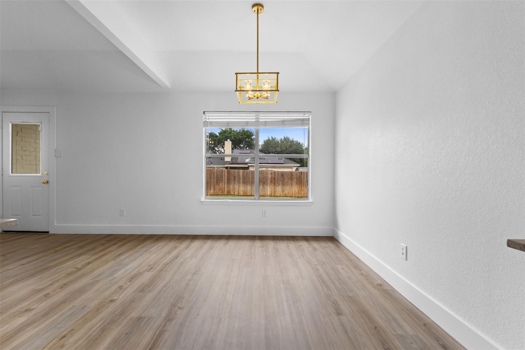 7205 Airline Drive - Photo 8