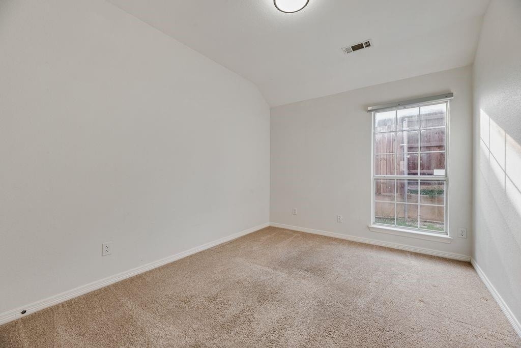1412 Melody Lane - Photo 15