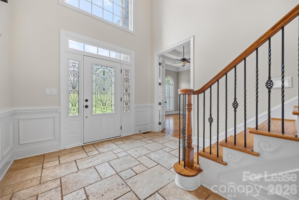 334 Stone Cliff Lane - Photo 2
