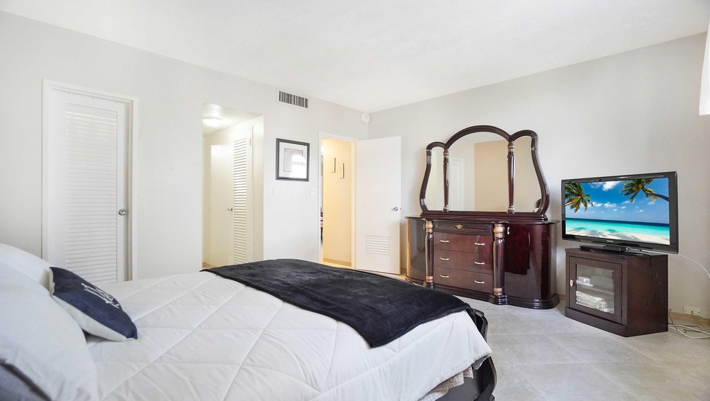 4250 Galt Ocean Drive - Photo 17