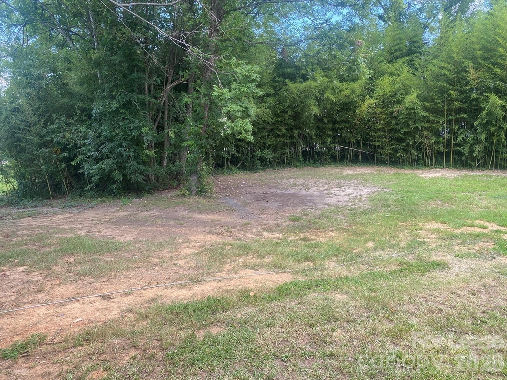 111 N York Street N - Photo 25