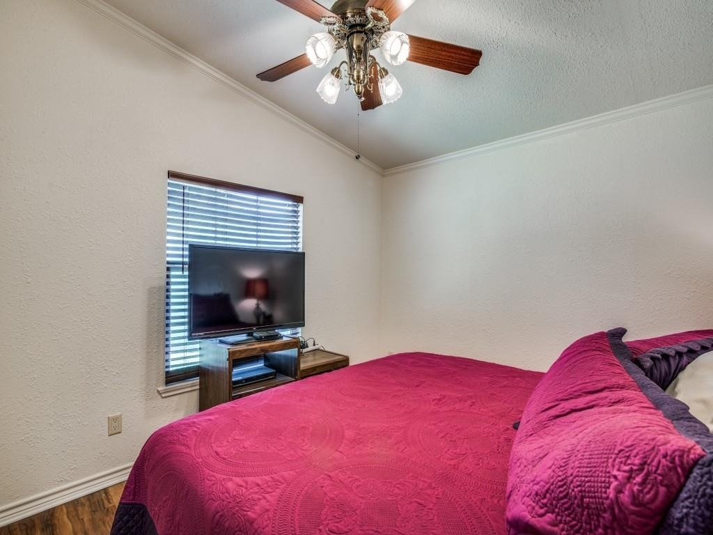 233 Esquire Estates Road - Photo 18