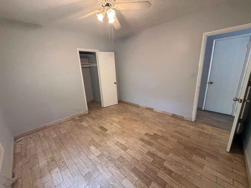 643 Ne 17th Terrace - Photo 9