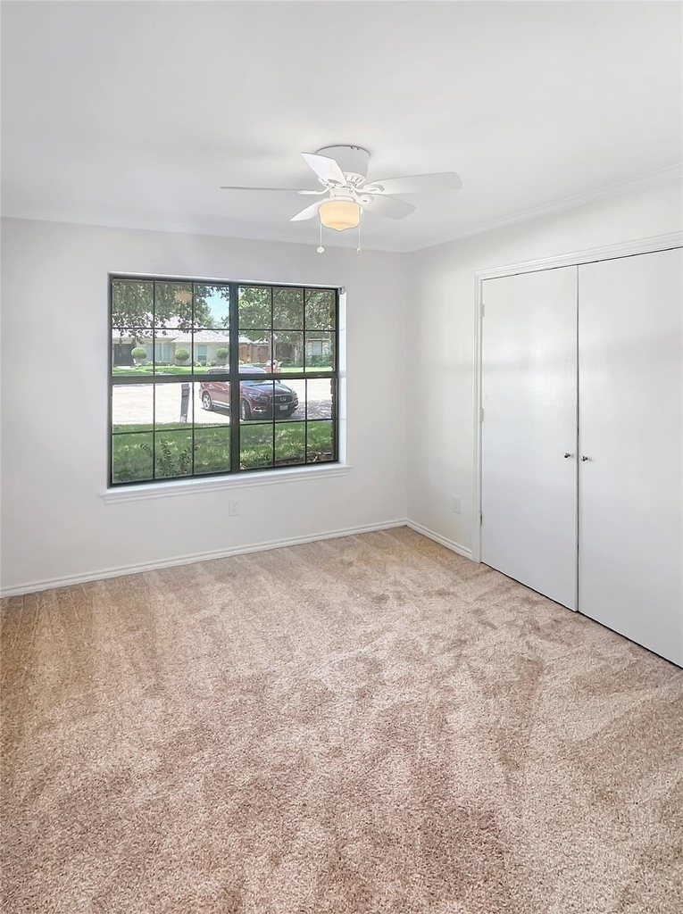 2312 Bush Circle - Photo 20