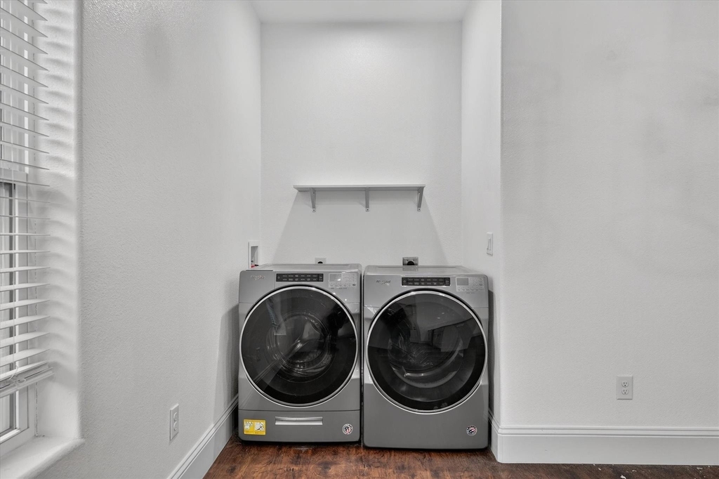 1216 W Nelson Street - Photo 18