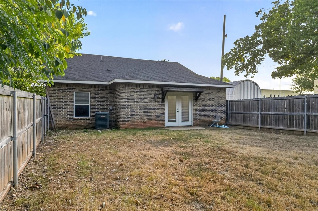 1216 W Nelson Street - Photo 20