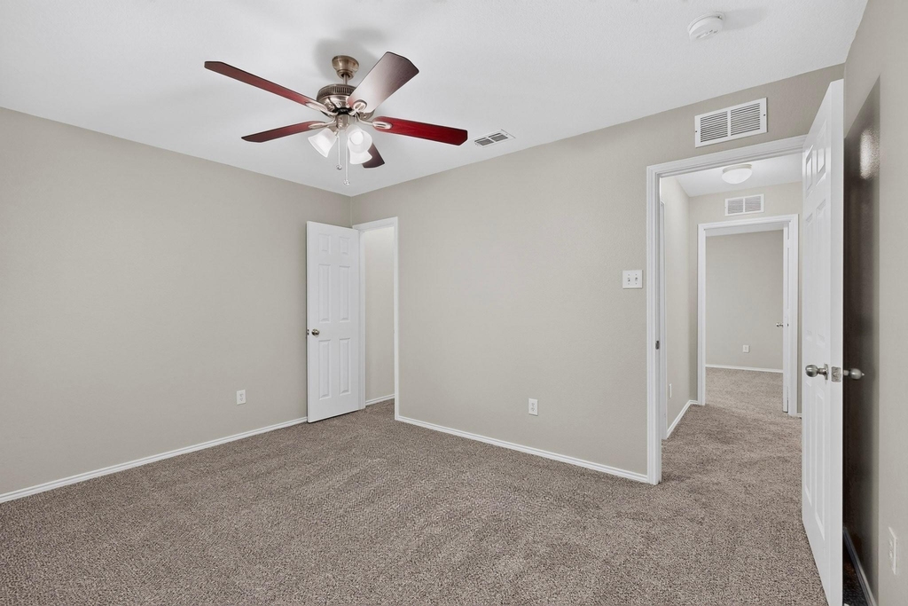 127 Abelia Drive - Photo 25