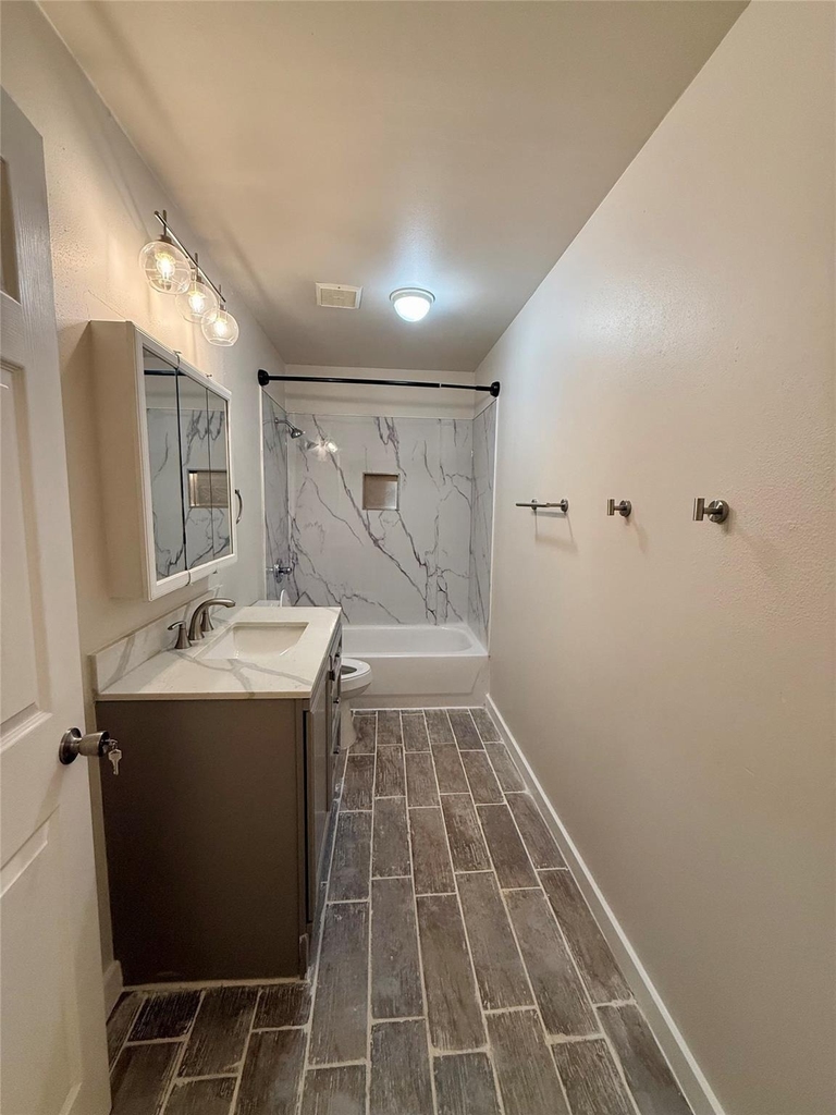 739 W Pine Street - Photo 8