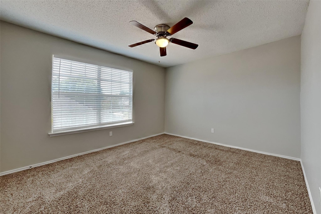 6016 Pennsylvania Avenue - Photo 17