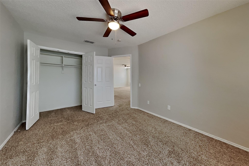 6016 Pennsylvania Avenue - Photo 16