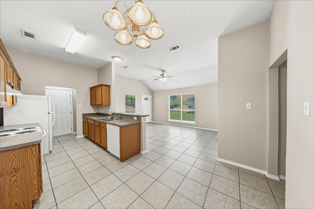 1709 Novella Court - Photo 7