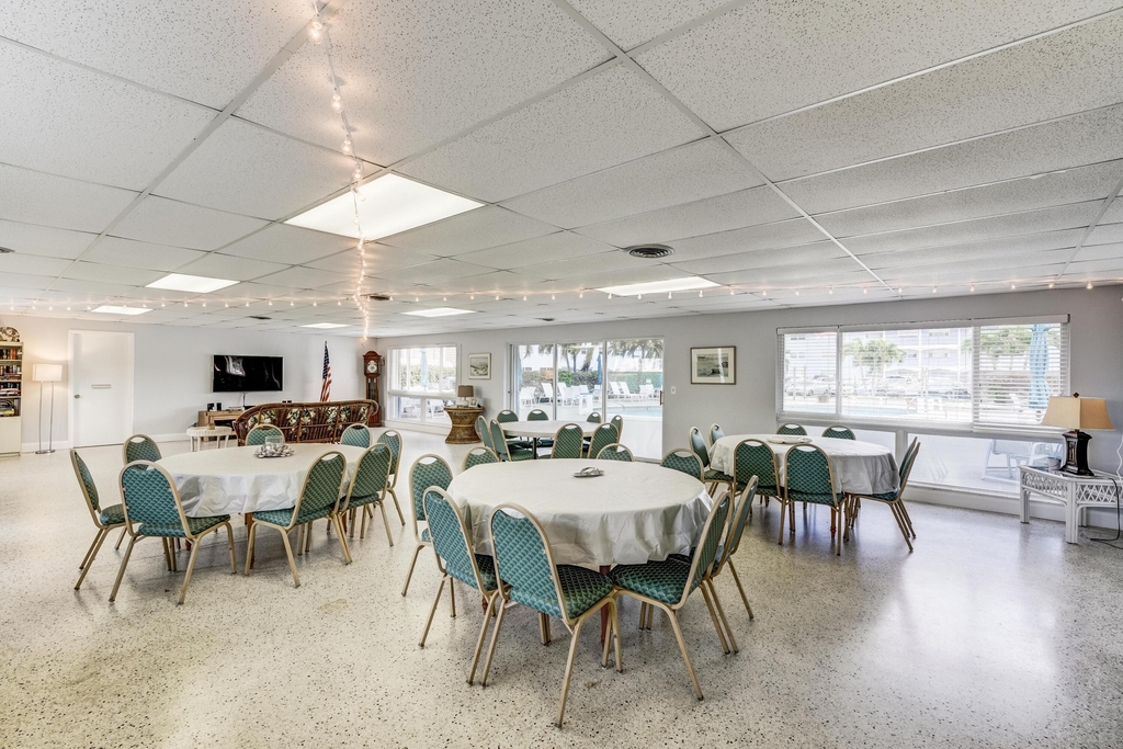 110 Shore Court - Photo 35