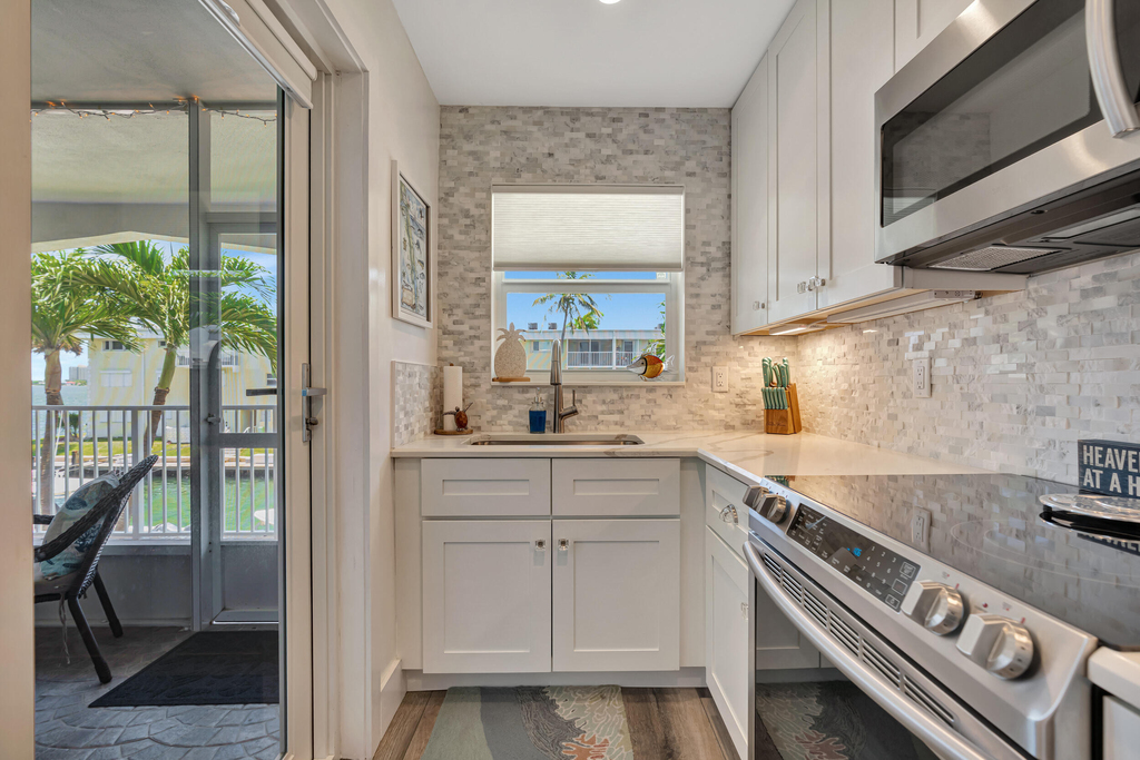110 Shore Court - Photo 13