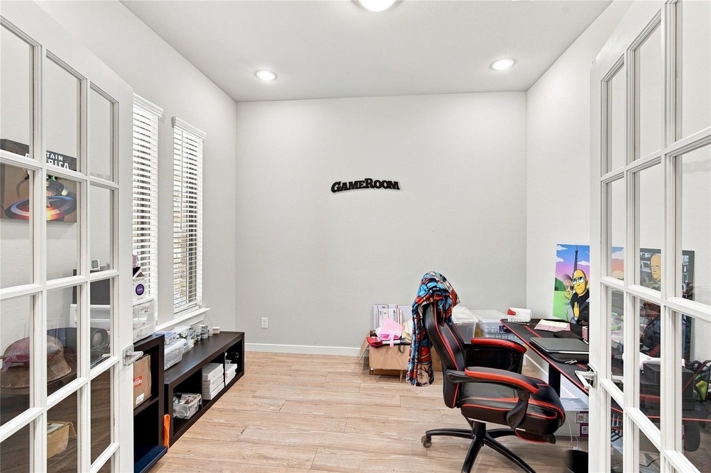 247 Half Moon Drive - Photo 11