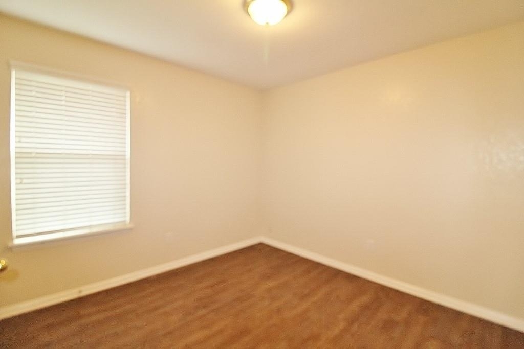 302 Aspen Court W - Photo 14