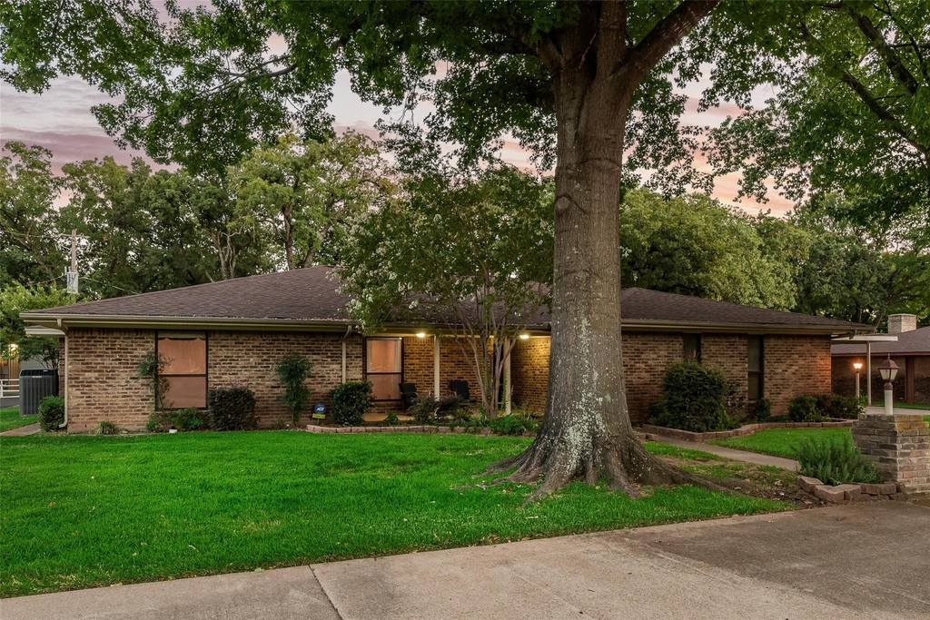 763 Moore Road - Photo 6