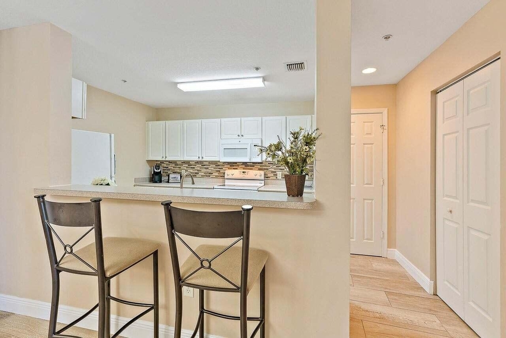 1200 Town Center Drive - Photo 2