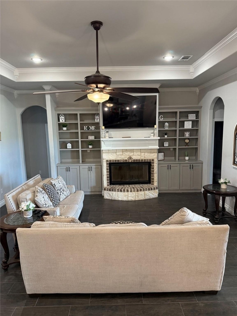 1013 Sky Court - Photo 7