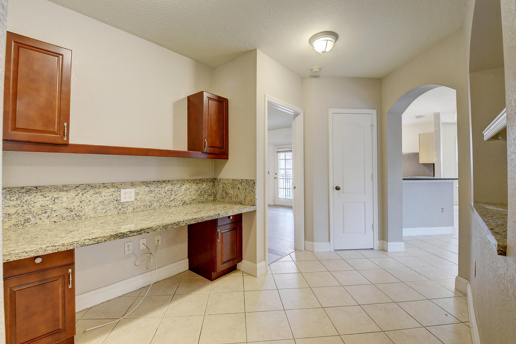 1206 Belmont Place - Photo 12