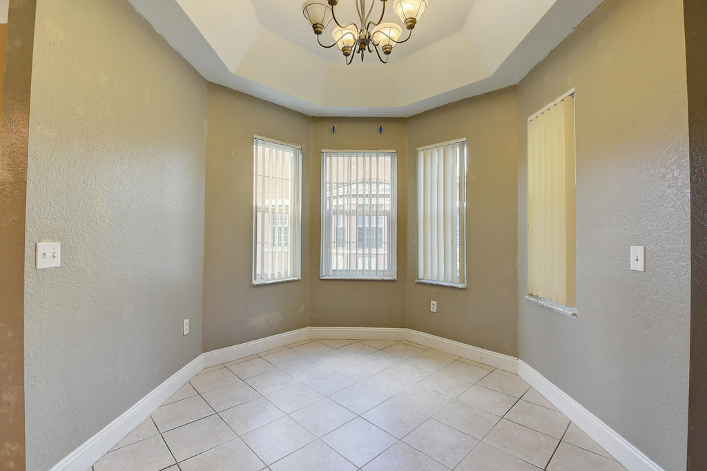1206 Belmont Place - Photo 9