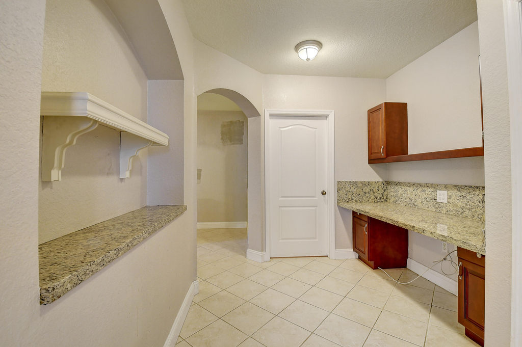 1206 Belmont Place - Photo 13