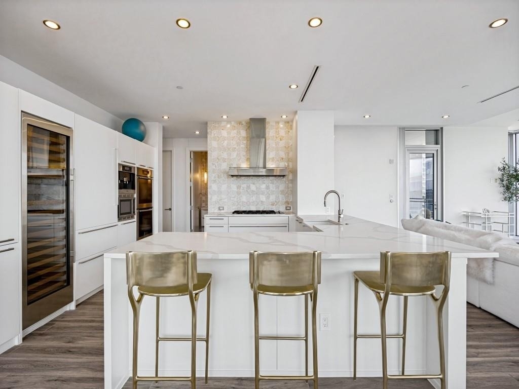 2900 Mckinnon Street - Photo 8