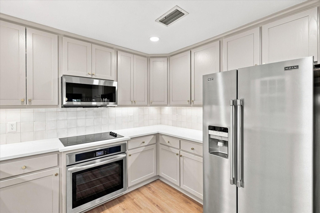 218 Creekside Lane - Photo 9