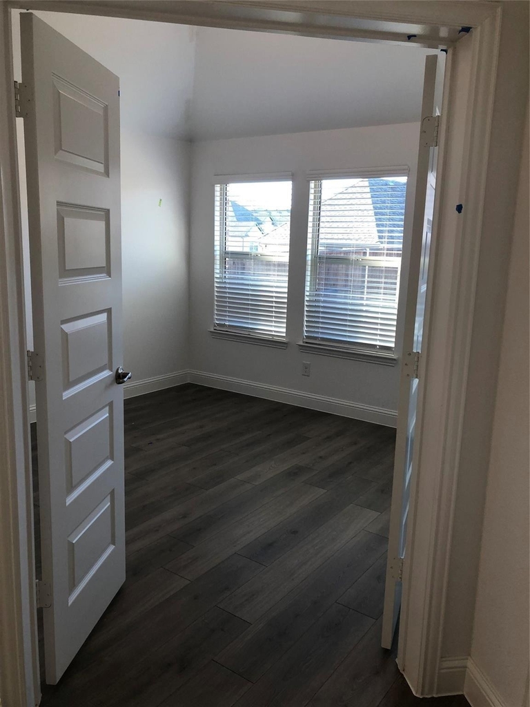 3303 Montgomery Avenue - Photo 8