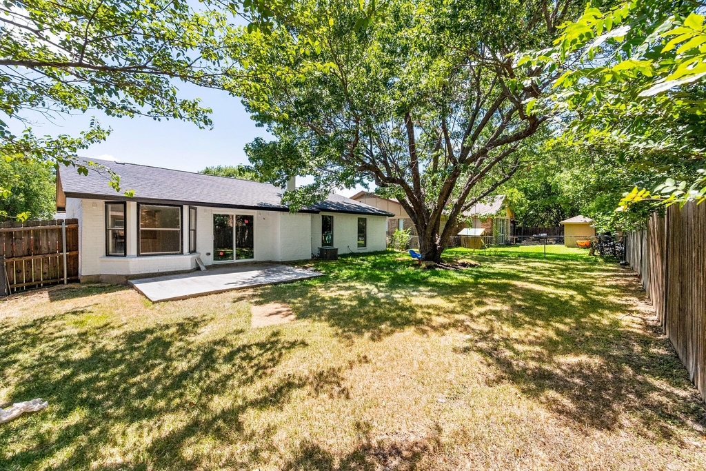 805 Salem Drive - Photo 3